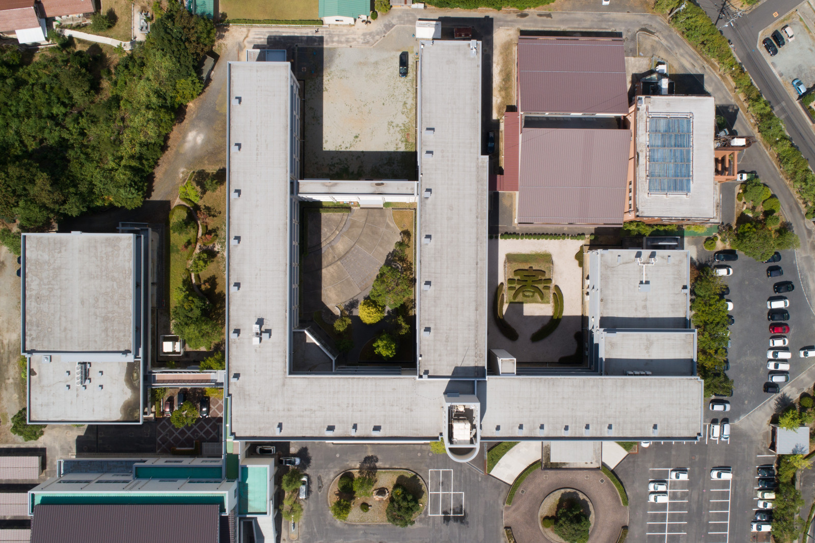 松江 商業 高校
